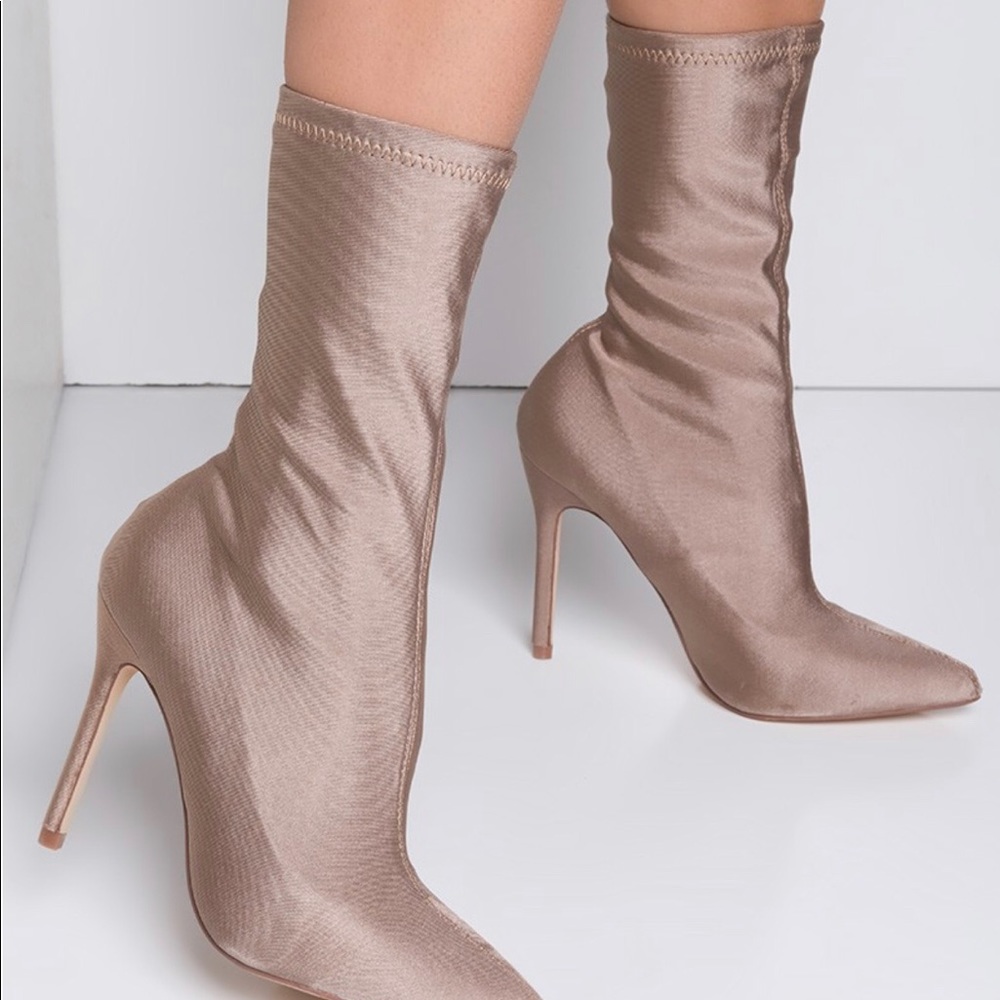 CAPE ROBBIN SUPER FLY STRETCHY LYCRA BOOTIES